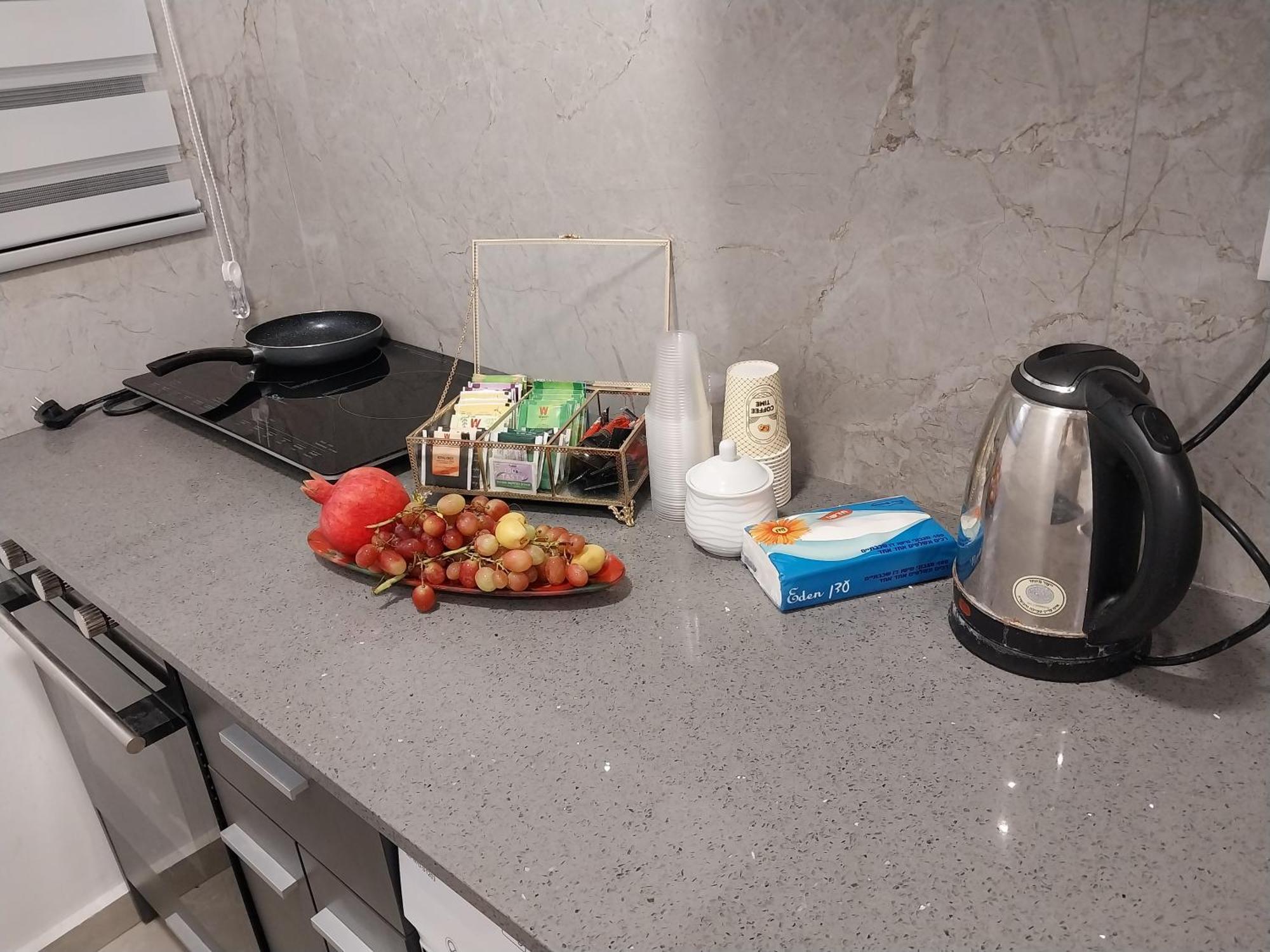 שירת דבורה בבני ברק Apartment Giv'at Shemu'el ภายนอก รูปภาพ