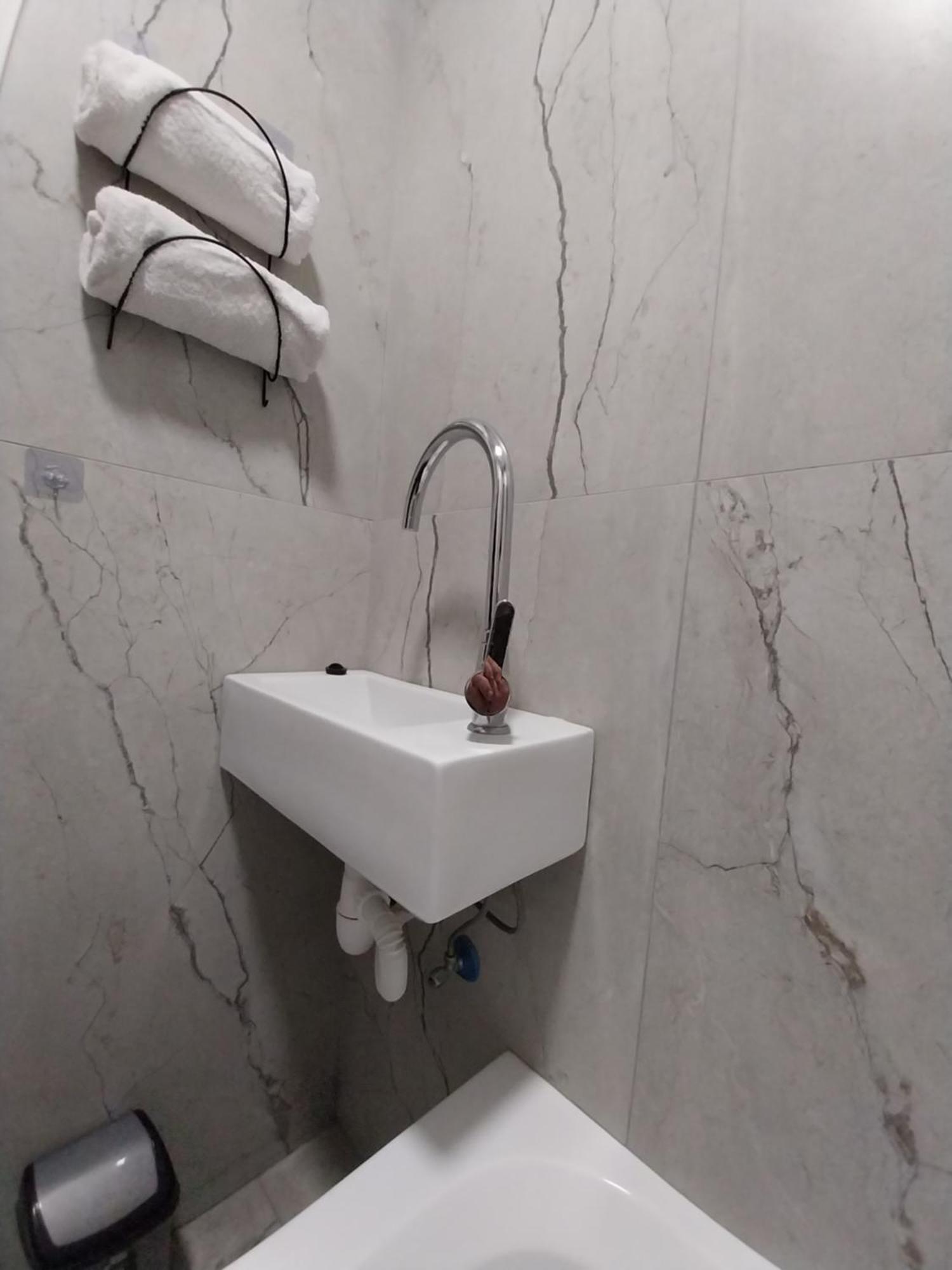 שירת דבורה בבני ברק Apartment Giv'at Shemu'el ภายนอก รูปภาพ